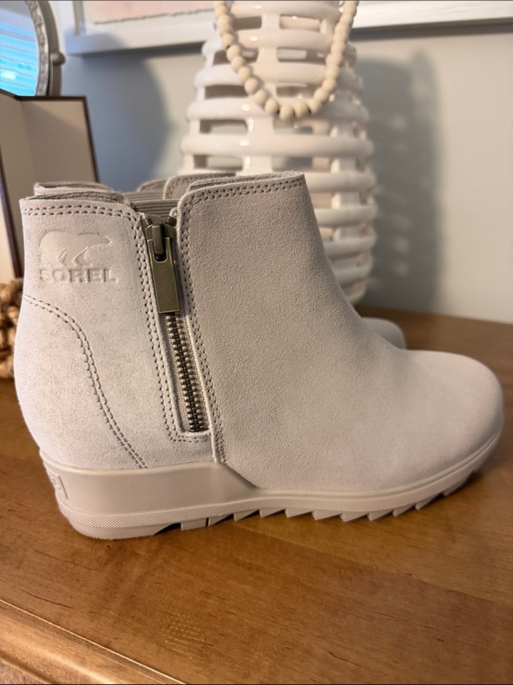 Sorel Light Beige Suede Wedge Ankle Booties Size 8.5